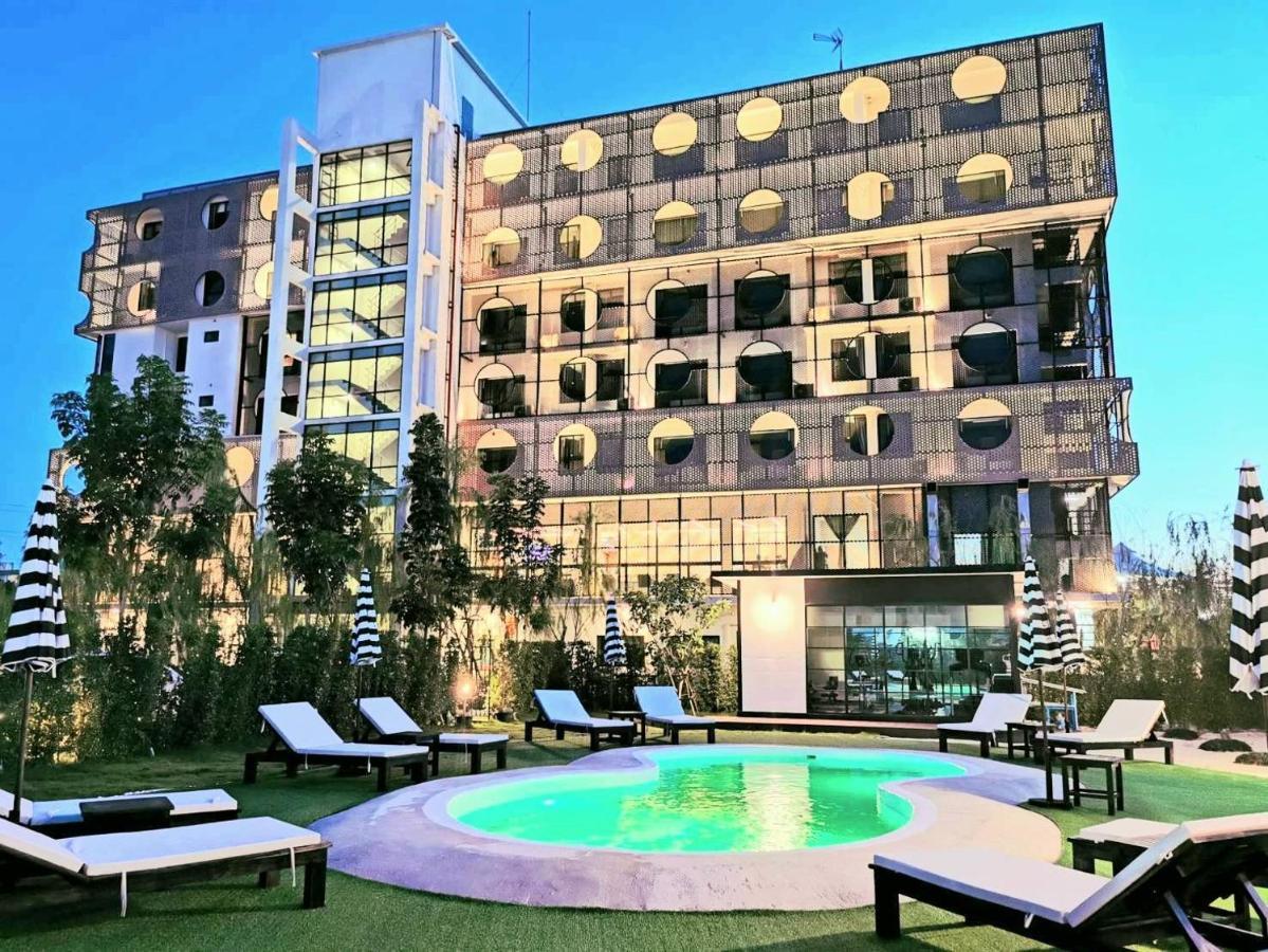 Hotel Fuse Rayong Extérieur photo