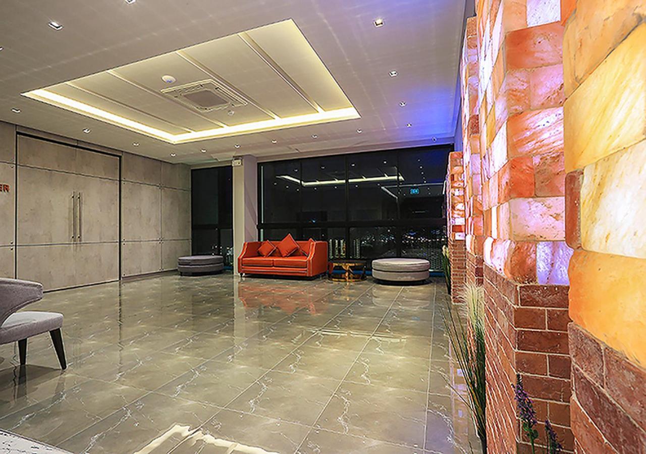 Hotel Fuse Rayong Extérieur photo